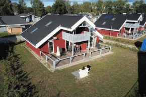 Ferienhaus mit Terrasse und Balkon